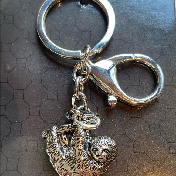 Cute Sloth keychain - Picture 2 of 2